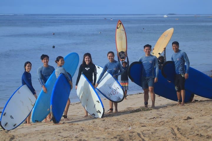 Surf Like a Pro: Semi-Private Lessons in Bali photo 4