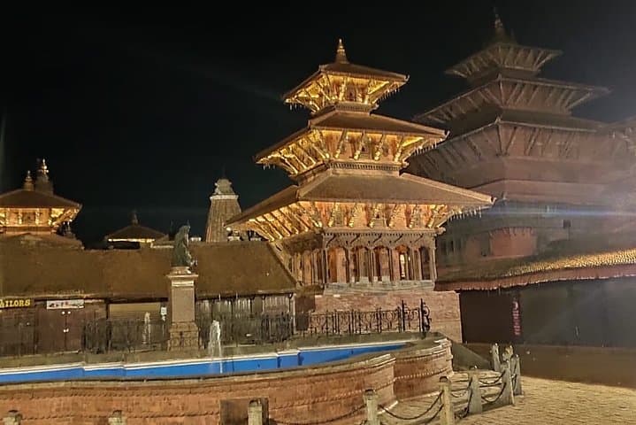 9-Day Relaxing Nepal Tour: Kathmandu, Chitwan & Pokhara Highlights photo 2