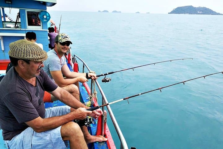 Big-Game Fishing & Snorkel Day Trip to Koh Tan from Koh Samui