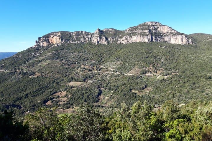 Hiking the Tacchi d’Ogliastra: Ulassai’s Karst Heels and Cave Walk photo 4