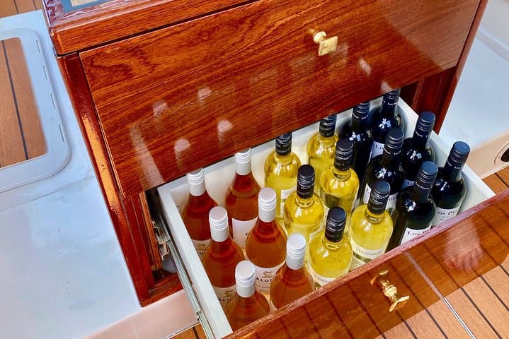 Glide Amsterdam’s Historic Canals: A Two-Hour Small-Group Cruise with Snacks and Drinks photo 3