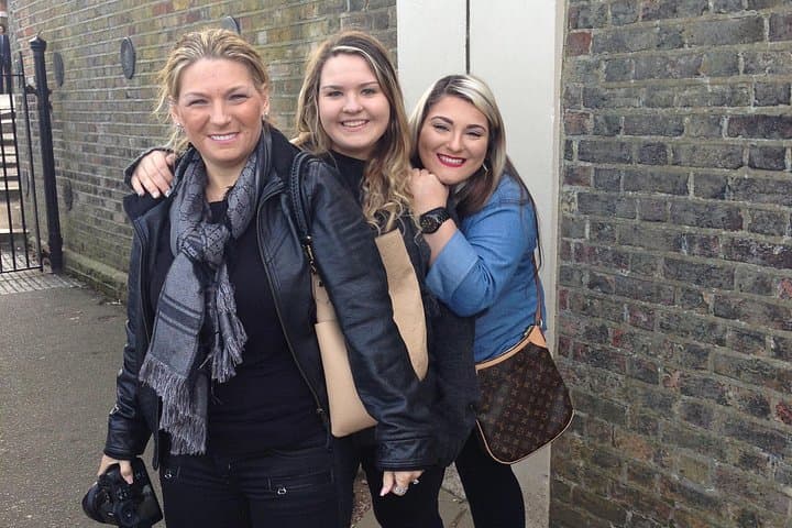 Drive Like Bond: Ultimate James Bond Taxi Tour of London photo 2