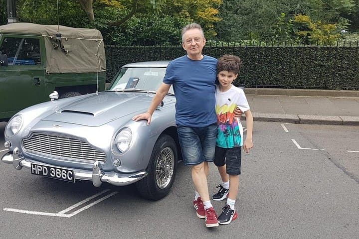 Drive Like Bond: Ultimate James Bond Taxi Tour of London photo 4