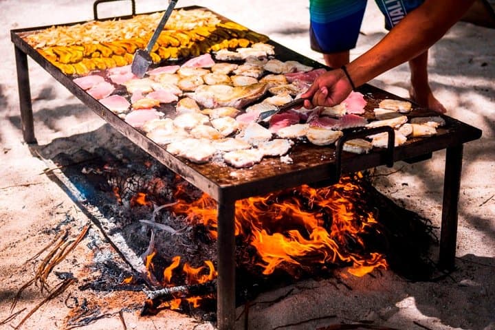 Muri Lagoon Half-Day Snorkel & BBQ Cruise — Glass-Bottom Boat Experience in Rarotonga photo 3
