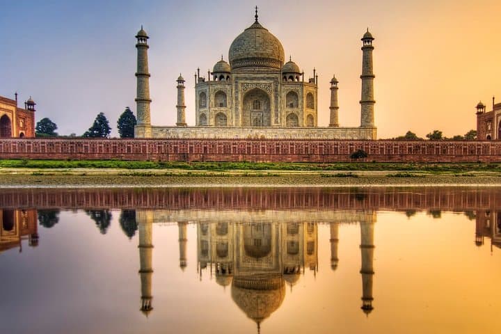 Private Taj Mahal & Agra Fort Day Trip from Delhi — Private Transfer and Guide photo 1