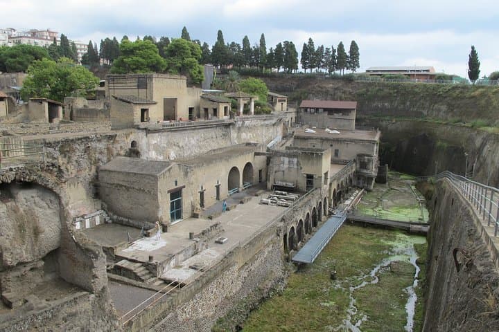 Ercolano Day Trip From Naples: Guided Tour of Herculaneum Ruins photo 5