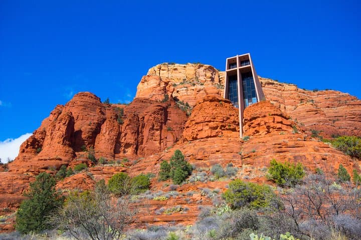 Sedona Private Custom Tour: Day Trip to Sedona & Montezuma Castle from Phoenix