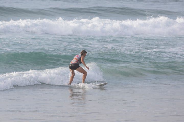 Private Female-Led Surf Lesson at Caves Beach — 1-Hour One-on-One Coaching photo 4