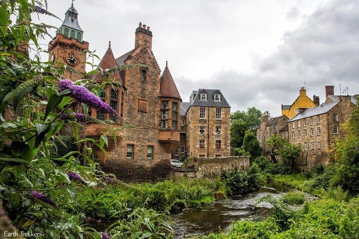 Greenock to Edinburgh Private City Tour: Full-Day Guided Visit with Castle Entry photo 2