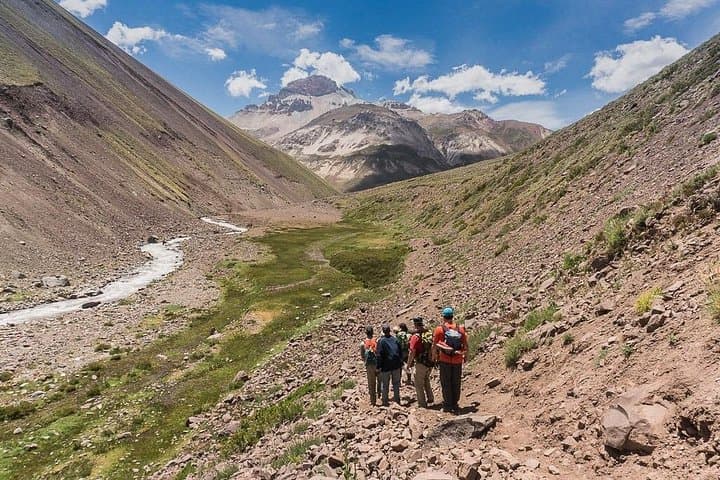 Cajón del Maipo 2-Day Hiking & Camping to El Morado and Laguna Morales