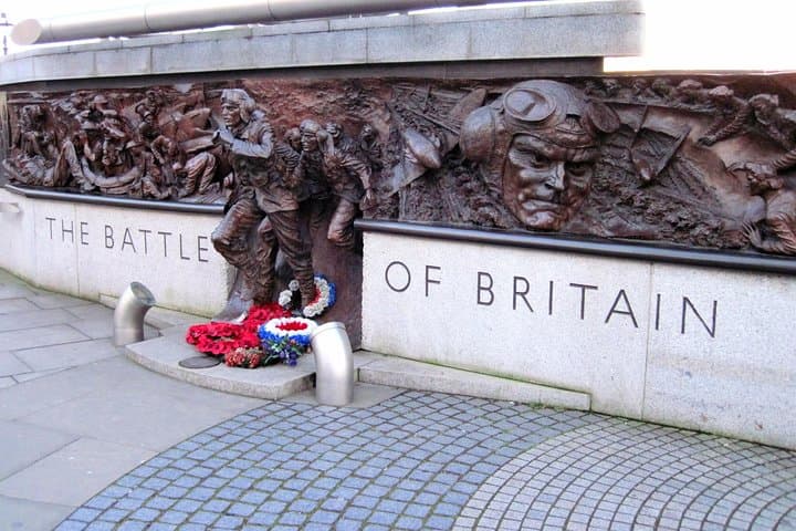 Walking London's War Memorials: Private 3-Hour Historical Tour photo 3