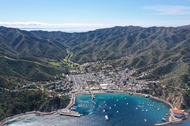 Newport Beach to Avalon: Fast Catalina Island Ferry Guide photo 2