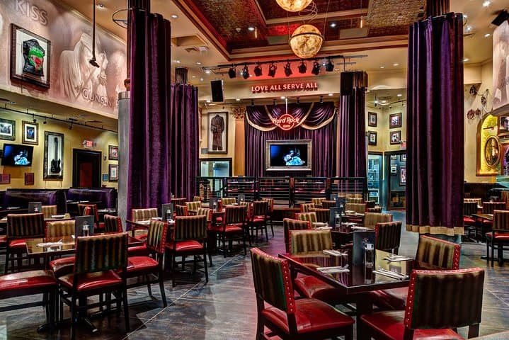 Hard Rock Cafe Philadelphia: Prix-Fixe Dining & Music Memorabilia Experience photo 4