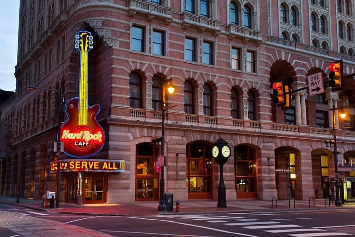 Hard Rock Cafe Philadelphia: Prix-Fixe Dining & Music Memorabilia Experience