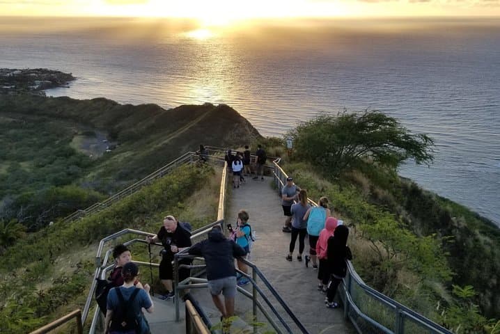 Hawaiian Beauty Package: Hike Diamond Head and Manoa Falls from Waikiki photo 5
