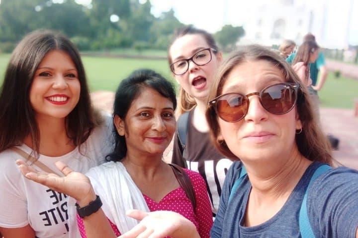 Private Taj Mahal & Agra Fort Day Trip from Delhi — Private Transfer and Guide photo 4