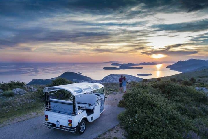 Sunset E-Tuk Tuk Tour to Mount Srđ — Dubrovnik Panoramic Evening Ride