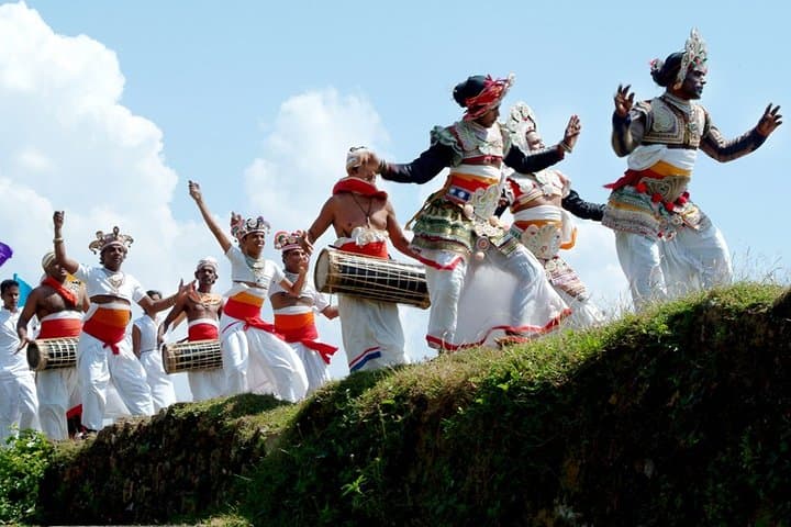 Explore Sri Lanka: 14-Night Cultural & Nature Tour photo 3