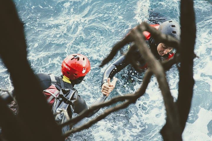 Coasteering Portofino: Intertidal Cliffs, Dives & Sea Trekking