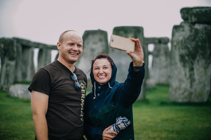 Stonehenge, Bath & The Cotswolds: Private Day Tour from London