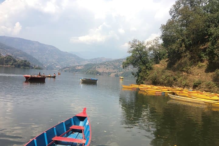 Visit Fewa and Begnas Lake: Half-Day Tour from Pokhara