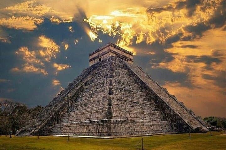 VIP Full-Day Tour to Chichen Itza & Cenote Suytun from Cancun photo 5