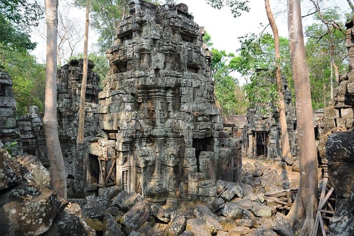 Private Tuk Tuk Tour to Angkor Wat: Small Circle with Five Hidden Temples photo 6