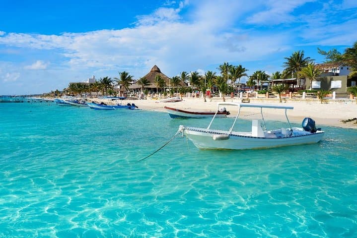 Isla Mujeres & Chichén Itzá Combo: 2-Day Catamaran Snorkel and Mayan Ruins from Cancún photo 6