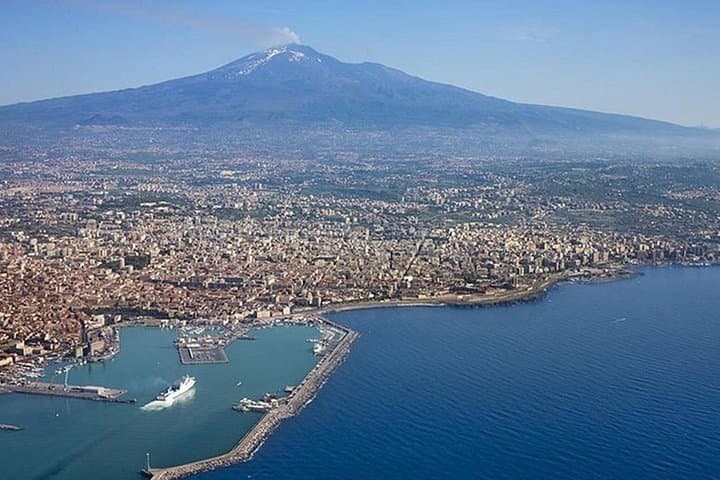 Catania to Mount Etna Day Tour — Baroque Streets and Volcanic Craters photo 1