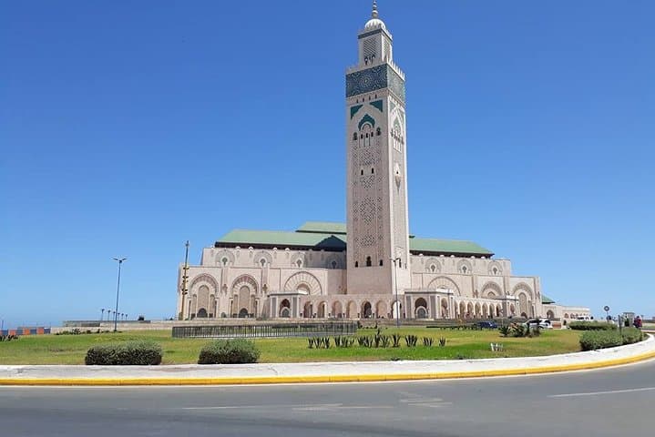Private Day Trip to Casablanca from Marrakech — Hassan II Mosque, Corniche & Medina
