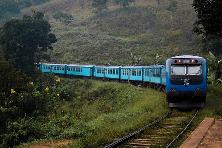 Scenic Train to Nuwara Eliya: Tea Estates, Gregory Lake & Ramboda Falls Day Trip photo 3