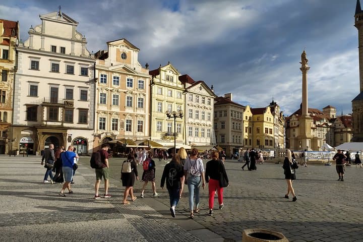 Ultimate Prague: Full-Day Guided Castle-to-Old-Town Walking Tour photo 5