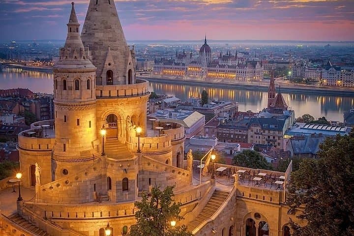 Budapest Parliament Tour and Evening Danube Cruise with Audio Guide photo 3