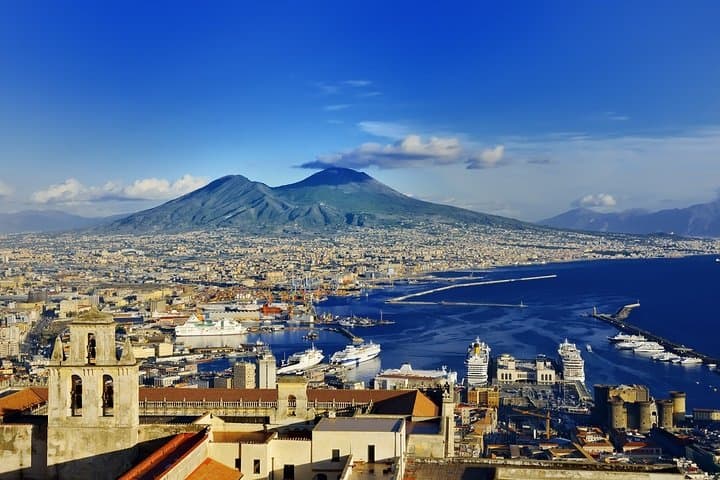Guided Crater Walk on Mount Vesuvius: Hike from Naples with Panoramic Views photo 2