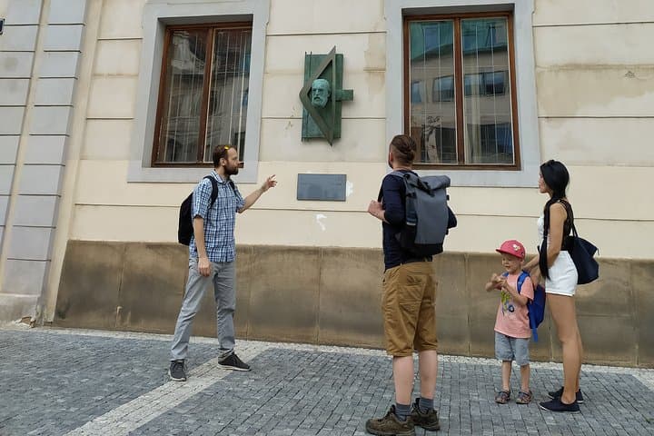 Rent-a-Friend Prague — Private Local Guide for Prague Castle & Old Town photo 6
