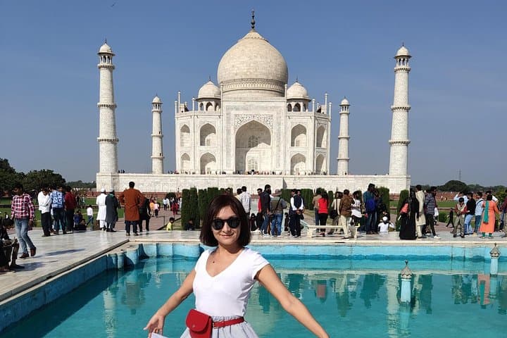 Private Taj Mahal & Agra Fort Day Tour from Delhi — All-Inclusive Experience photo 2