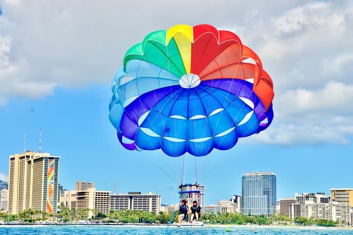 Waikiki Parasailing Over Diamond Head — Hawaiian Parasail Since 1977