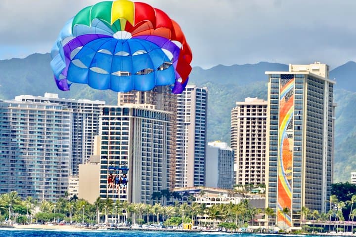 Waikiki Parasailing Over Diamond Head — Hawaiian Parasail Since 1977 photo 5
