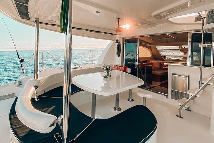 Private Oahu Yacht Snorkel Charter from Ko Olina — 3.5-Hour All-Inclusive Experience photo 2