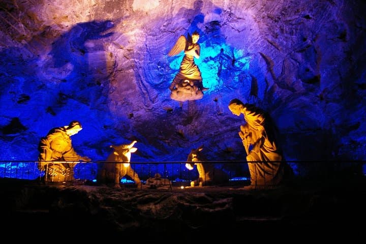 Full-Day Salt Cathedral & Laguna de Guatavita Tour from Bogotá photo 3