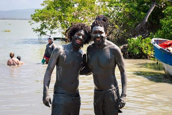 Visit Volcán del Totumo: Cartagena Mud Bath Tour and Practical Guide photo 2