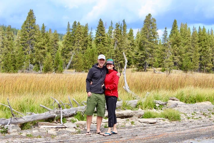 Yellowstone Lower Loop Full-Day Tour: Old Faithful, Grand Prismatic & Hayden Valley Wildlife photo 6