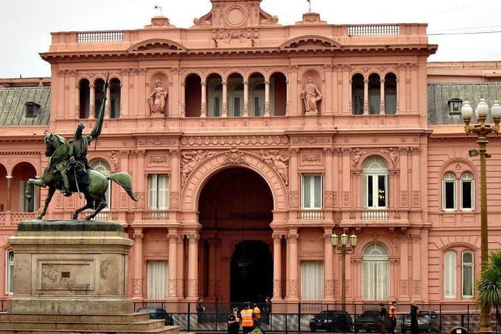 Buenos Aires Half-Day Private City Tour: Plaza de Mayo to La Boca photo 4