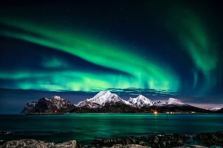 8-Day Private Ring Road Tour Around Iceland — Golden Circle to Jökulsárlón