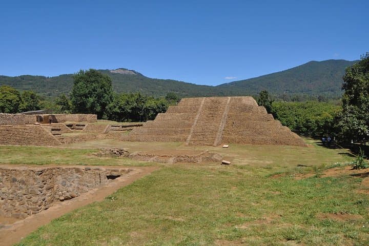 Uruapan Day Trip from Morelia: Teotihuacan Ruins, Cupatitzio Springs & Historic Huatápera photo 2