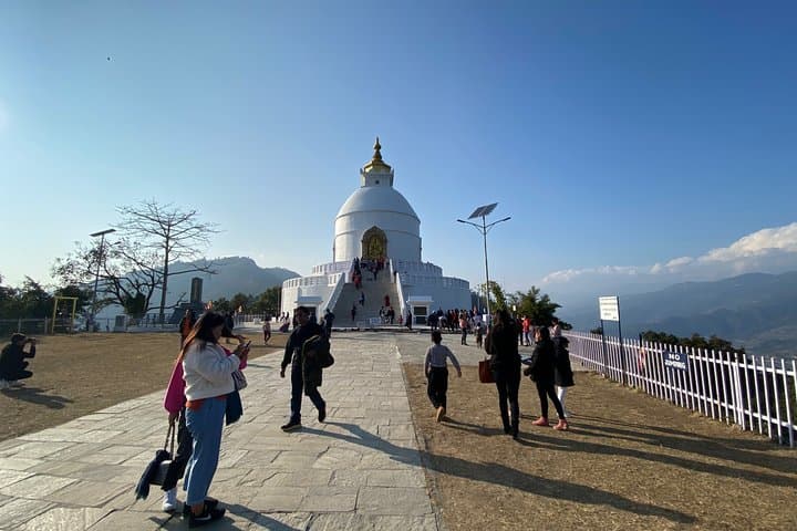 Hiking to World Peace Stupa: Lakeside Trek to Annapurna Views photo 3