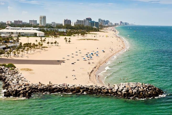 Fort Lauderdale FLL Luxury SUV Arrival Transfer — Private Airport Ride photo 3