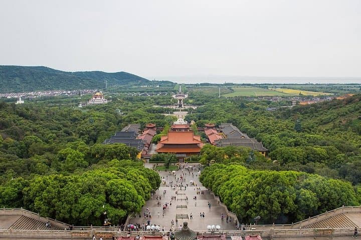 Wuxi Day Trip from Nanjing by Bullet Train — Lingshan, Taihu & Huishan photo 1