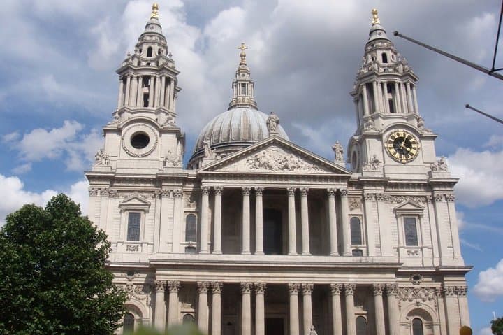 Private Half-Day London Sightseeing Tour by Car: Westminster, Buckingham & Tower Highlights photo 2