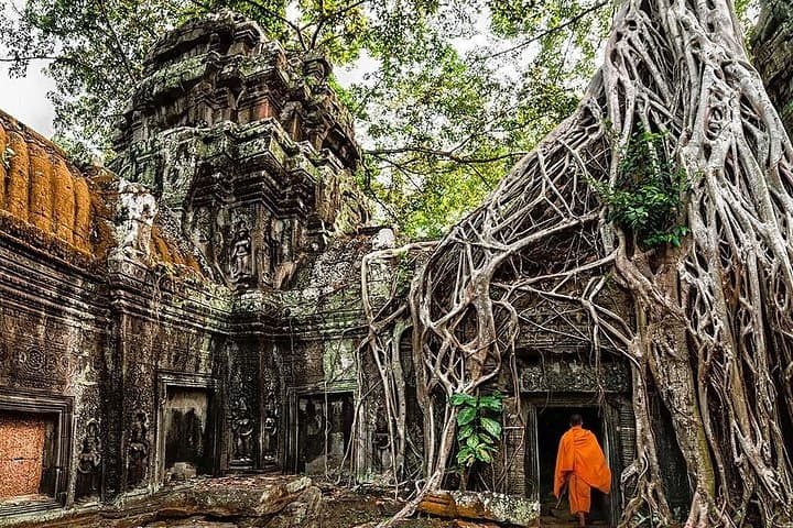 7-Day Siem Reap & Phnom Penh Highlights: Angkor Temples, Tonle Sap and City Tour photo 4